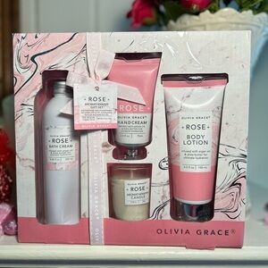 Olivia Grace ROSE Aromatherapy Gift Set- NEW